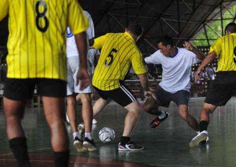 PM parte para o ataque ao completar  176 anos de história